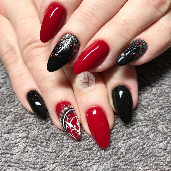 Gorgeous Winter Red Nail Art Designs Stylish Belles Credit Red And Black Nails Idea