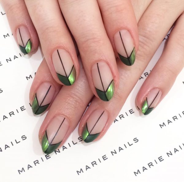 Amazing French Manicure Nail Art with Green Chrome Tips Cute green V Shaped chrome French tip nails with black center-line