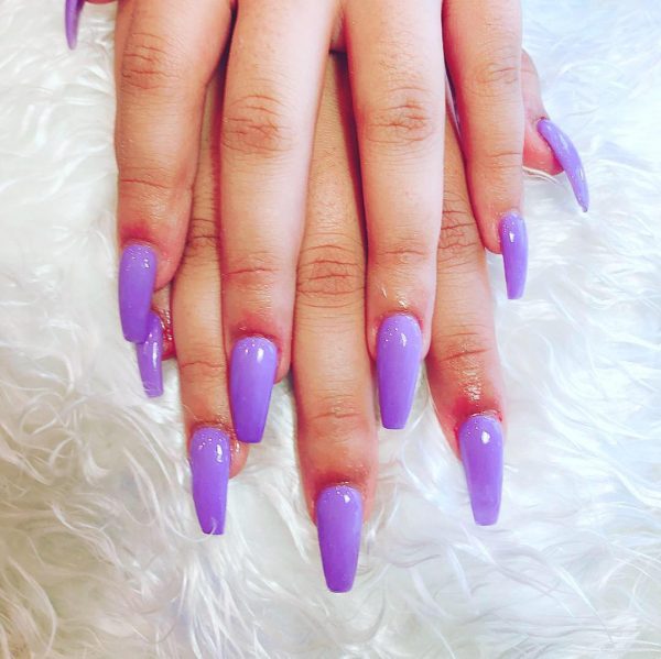 Amazing purple coffin nails!