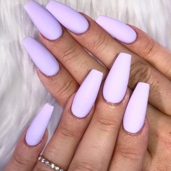 Amazing light purple coffin nails!