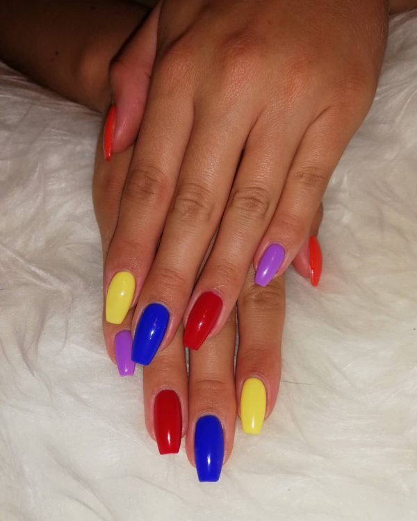 Amazing colorful coffin nails worth trying!