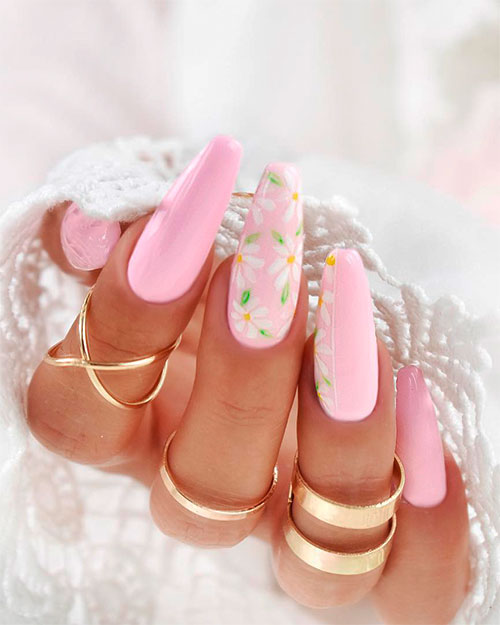 Amazing pastel pink floral nails