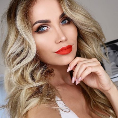 Too Faced Sweet Peach Eye Shadow Collection Palette Look Gorgeous makeup look with Too Faced Sweet Peach Eye Shadow Collection Palette