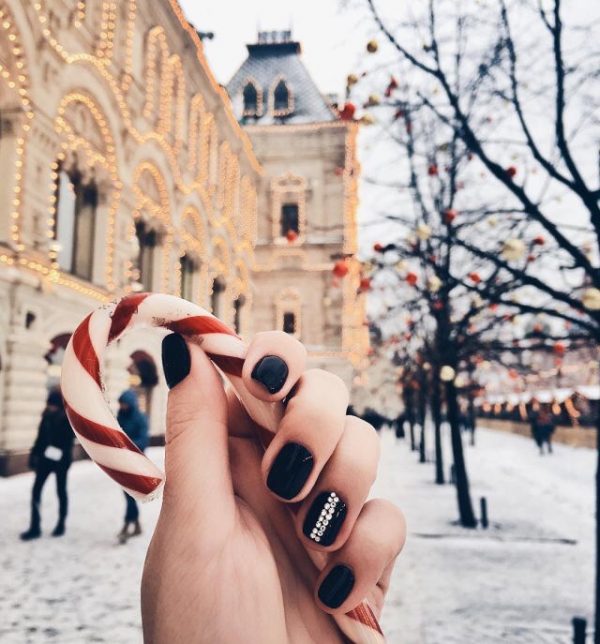 3 Easy Nail Art Designs For Christmas 2018