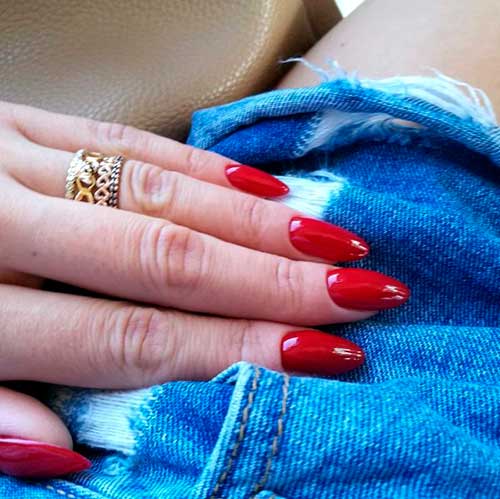 One of the best red nails are the classic red almond acrylic nails!