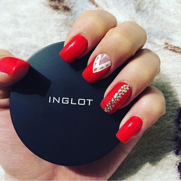 Red nails with white and glittered nails idea, red and white nails