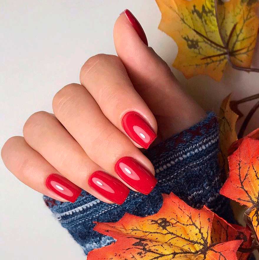 Elegant red nail designs looks!