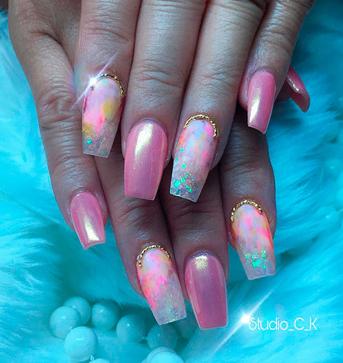 Amazing unicorn chrome nail powder design!