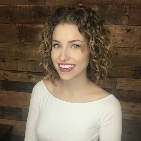 Amazing Short Thin Curly Hair Look