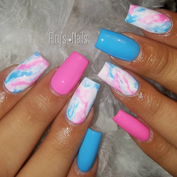 colorful coffin nails in pink, blue and white nails!