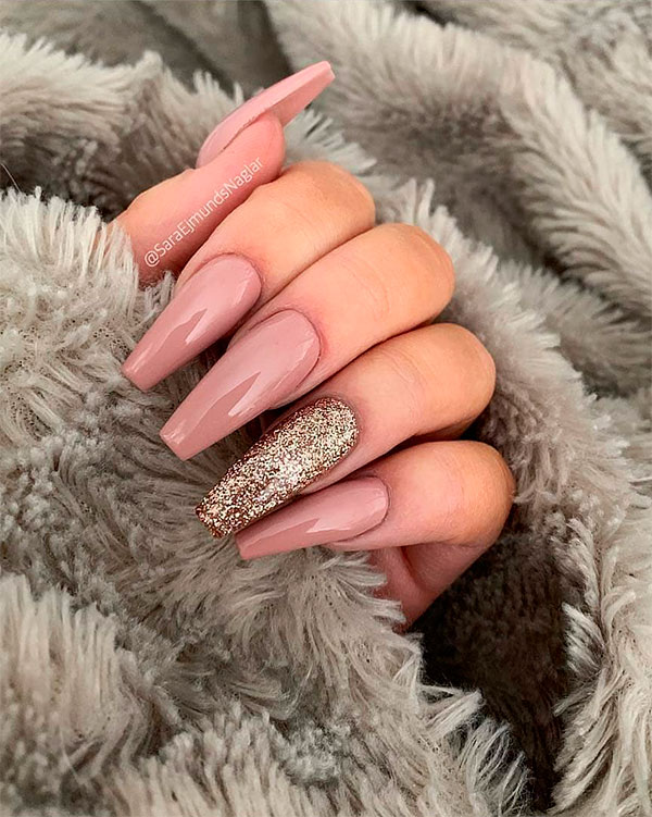 Nude coffin nails long shaped with accent gold glitter nail design