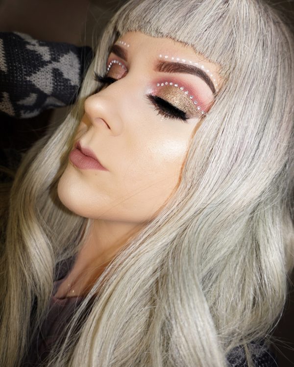 Pro Filt’r Instant Retouch Primer & Pro Filt'r Soft Matte Longwear Foundation applied on this amazing look Pro Filt’r Instant Retouch Primer & Pro Filt'r Soft Matte Longwear Foundation applied on this amazing look