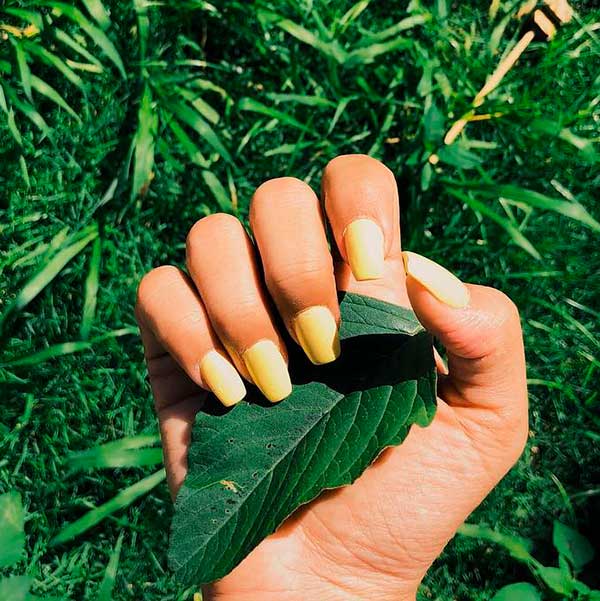 Wonderful yellow matte coffin nails