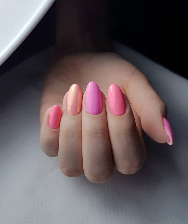 Cute summer nails that consists of pastel amazing different shades of pink summer nails