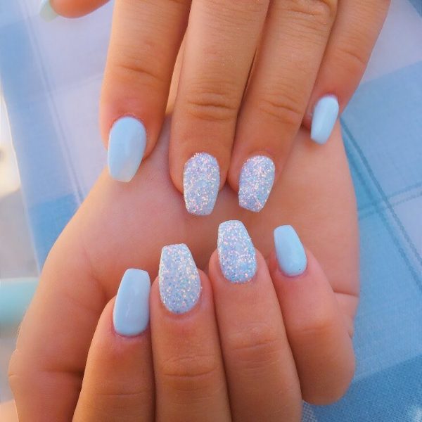 Fantastic blue sparkling summer nails