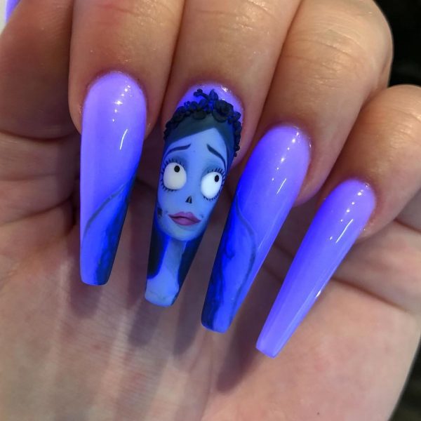 Amazing Glowing Corpse Bride Nails Amazing Glowing Corpse Bride Nails one of the best Halloween nail designs