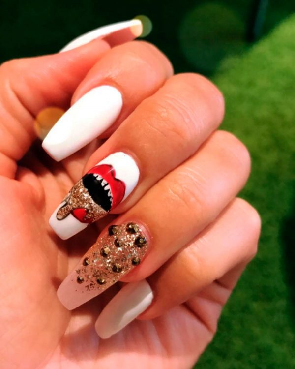 Nice White Halloween Press On Nails are creepy Halloween nails to try