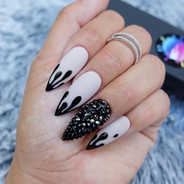 Stunning Stiletto Halloween Press On Nails are elegant Halloween nails to wear