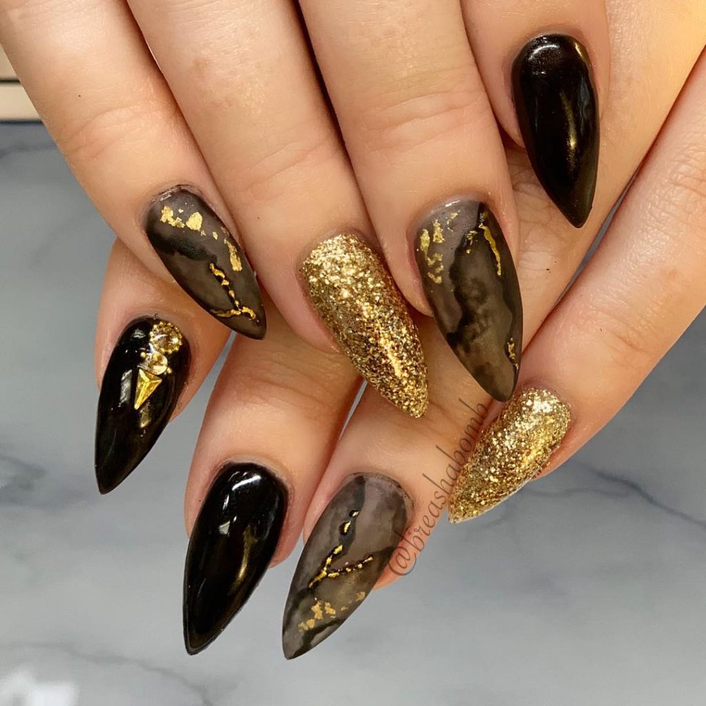 Gorgeous Smokey Marble Thanksgiving Nails with Gold Glitter