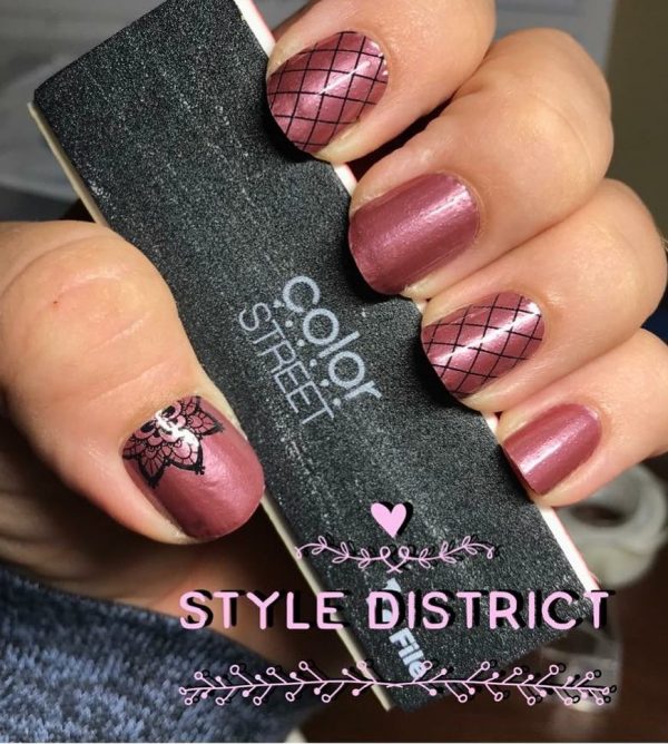 Stunning Style District Nails -Color Street Nails for Fall