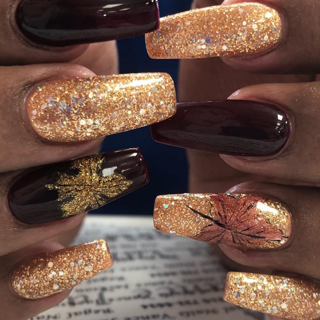 Stunning Thanksgiving Nails Colors with Glitter and Accent Fall Leaf Nail