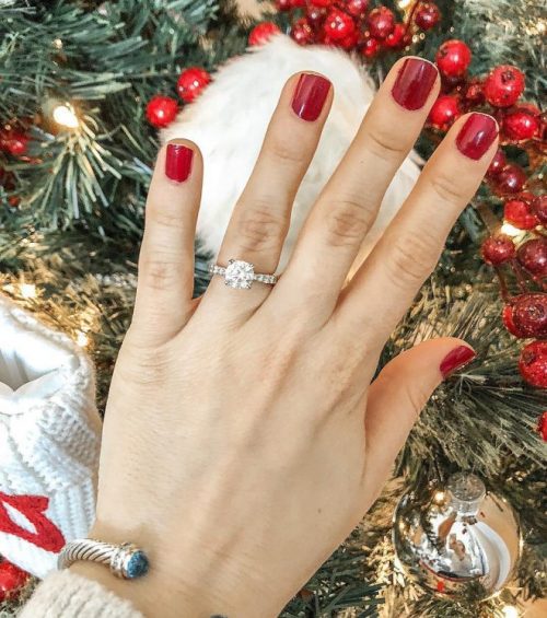 Amazing Short Red Christmas Nails!
