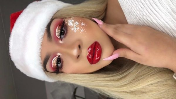 Amazing white snowflake and red lips Christmas makeup look!