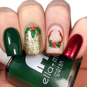 Beautiful Green, Red and Golden Glitter Christmas Nails!