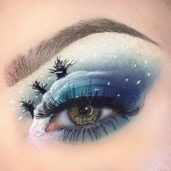 Gorgeous snow Christmas makeup look!