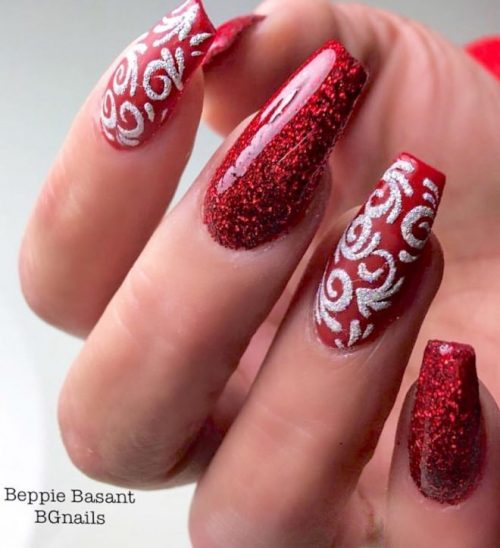 Stunning Red Coffin Shaped Christmas Nails!
