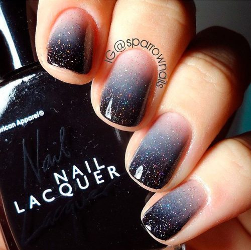 Gorgeous glitter black ombre nails!