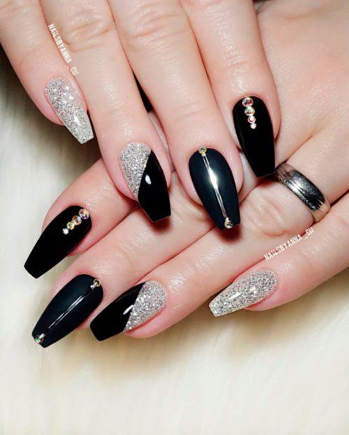 Amazing shiny and matte black and silver glitter nails!