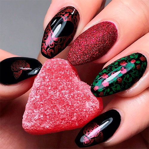 Amazing valentines black nail design!