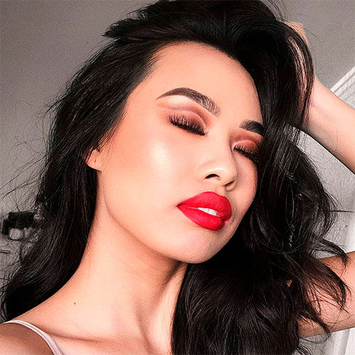 Awesome blending for Tarte shape tape contour concealer in this makeup look Awesome blending for Tarte shape tape contour concealer in this makeup look