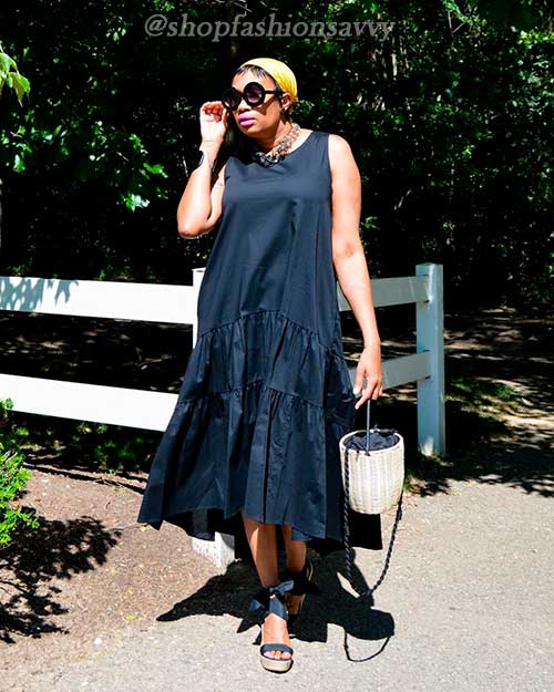 Stunning black poplin dress! Stunning black poplin dress!