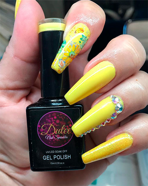 Amazing long yellow coffin acrylics that suit summertime