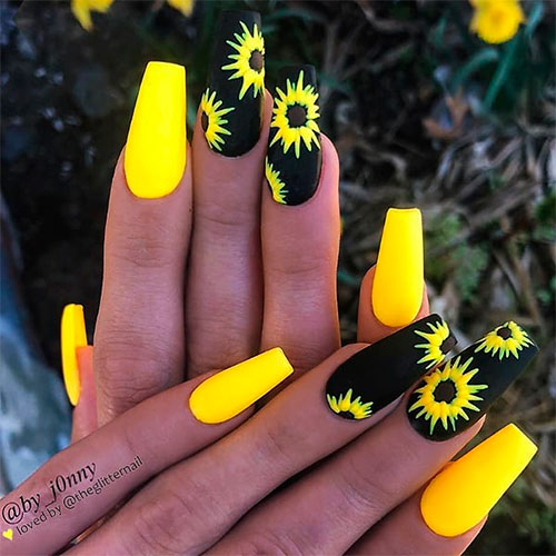 Cute summer matte coffin bright yellow and black nails with hand painted sunflowers
