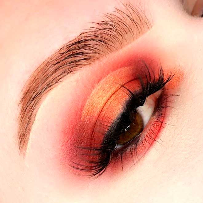 Cute eye makeup look uses ColourPop Main Squeeze Shadow Palette!
