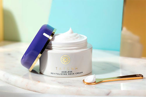 How to Use Ageless Revitalizing Neck Cream How to Use Ageless Revitalizing Neck Cream