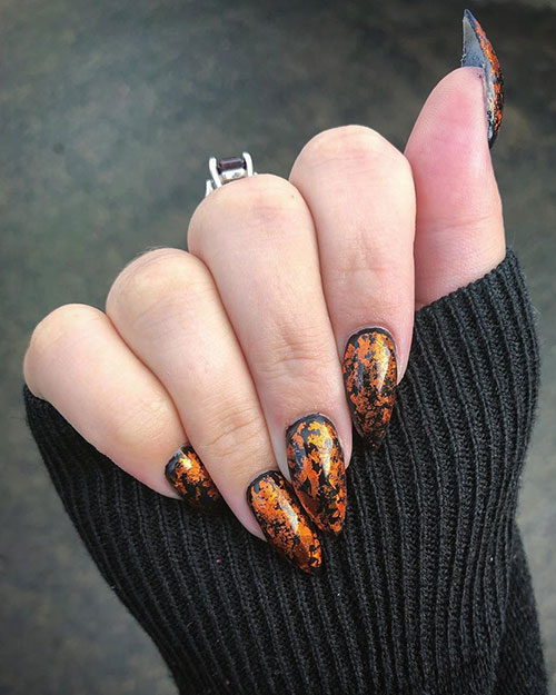 Cute Halloween pumpkin stiletto nails 2019 Cute Halloween pumpkin stiletto nails 2019 are creepy Halloween Nails 2019