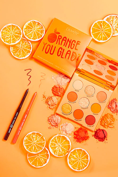 Simply the Zest comes with 2 matching Créme Gel Liners Simply the Zest comes with 2 matching Créme Gel Liners