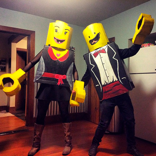 Funny Couple Lego Costumes for Halloween, funny couple costumes, funny couple Halloween costumes