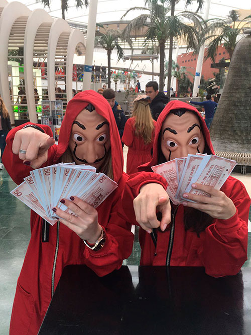 Couple Money Heist Costumes for Halloween Couple Money Heist Costumes for Halloween
