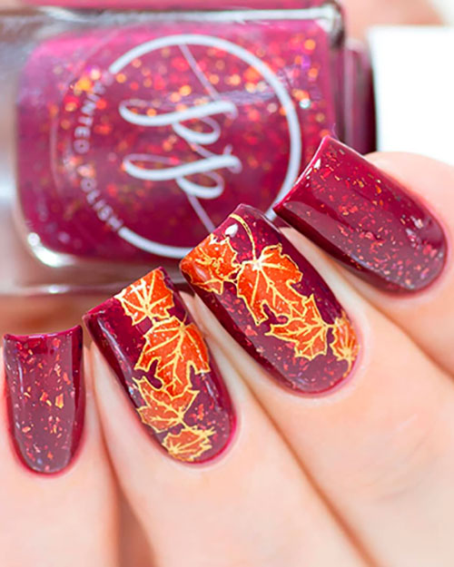 Beautiful Leafy Burgundy Nails 2019 for Fall time! Cute fall nails consists of Leafy Burgundy Nails with glitter