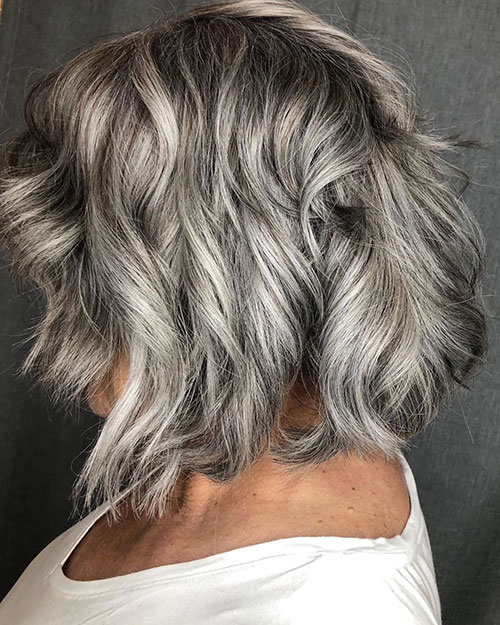 Pretty Short Curly Hair Dyed In Salt and Pepper Hair Color for The Fall Season