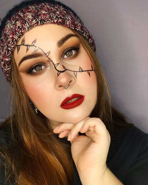 Cute Christmas Brown Smokey Eyes with Red Lips Makeup Look in 2019! Cute Christmas Brown Smokey Eyes with Red Lips Makeup Look in 2019!