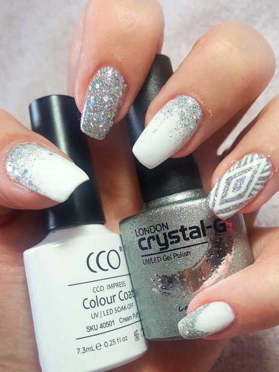Gorgeous coffin shaped winter nails design with silver glitter for inspiration! Gorgeous coffin shaped winter nails design with silver glitter for inspiration!