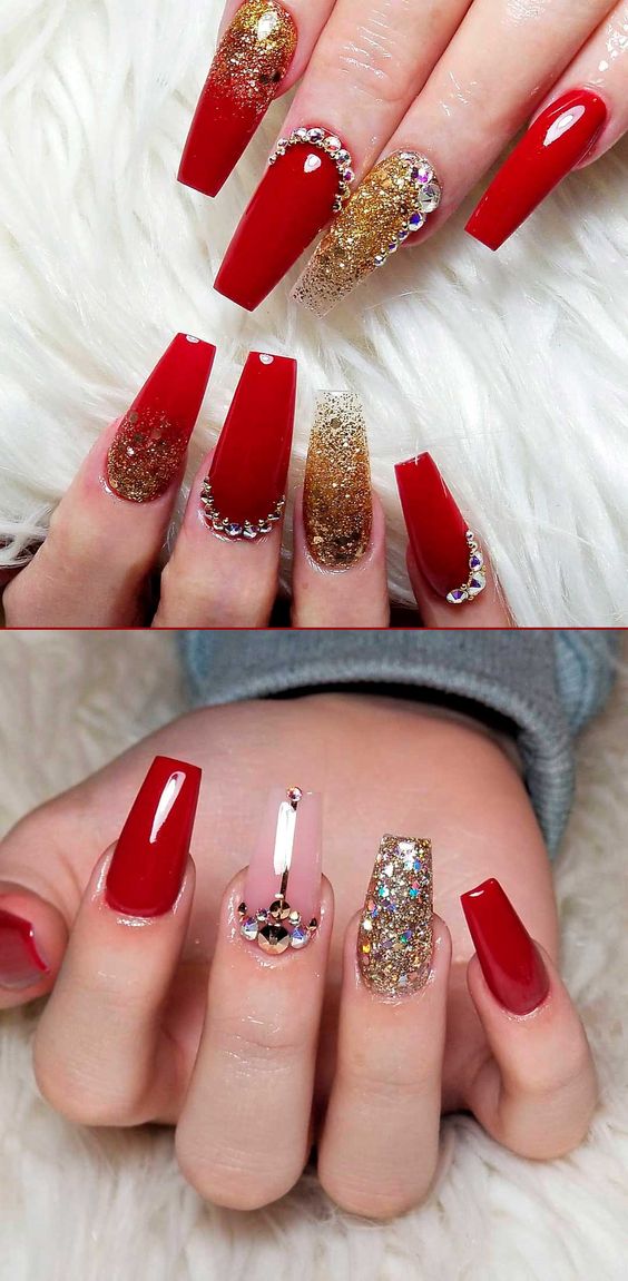 Gorgeous winter red and gold glitter nails ideas! 