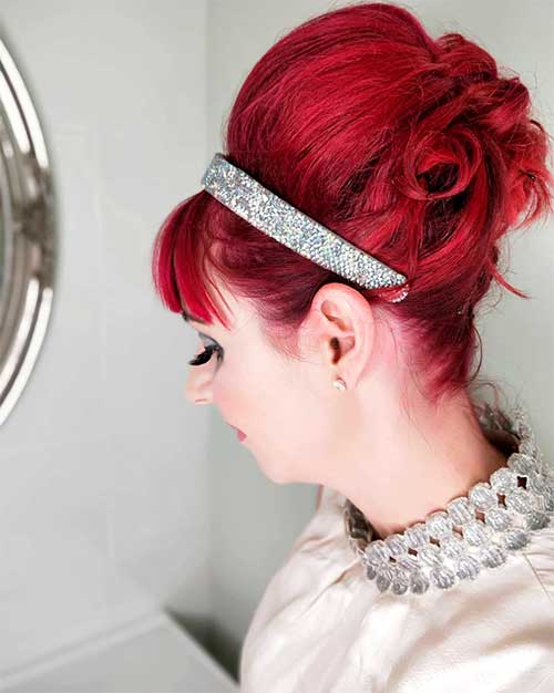 Adorable beehive hairstyle for long hair! Adorable beehive hairstyle for long hair!