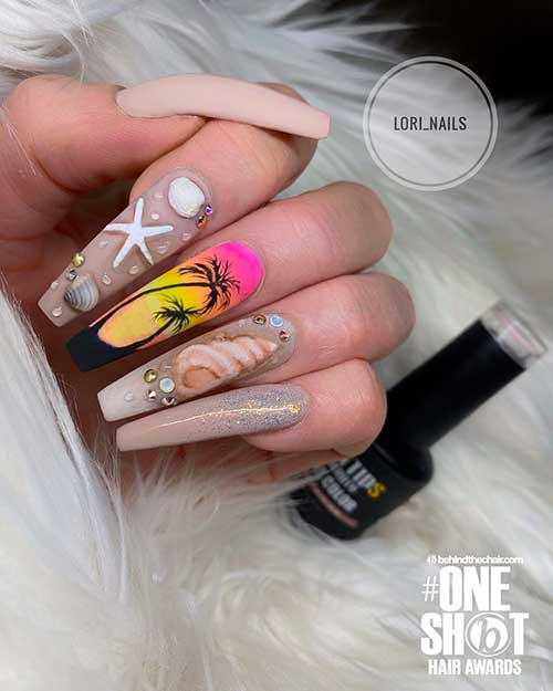 Gorgeous nude nails with glitter that suit summer time!